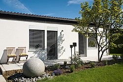 MHZ-Au&szlig;enraffstores-Bild-01